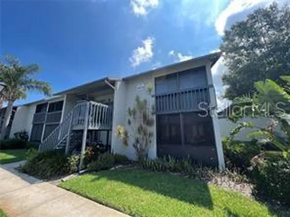11201 122nd Ave APT 204, Largo, FL 33778