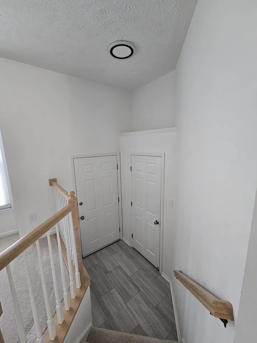 Building Photo - 18636 Clovercrest Cir