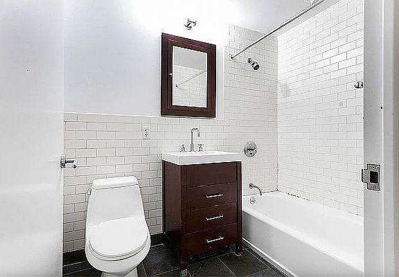 5th image of 327 E 101st St APT 4C