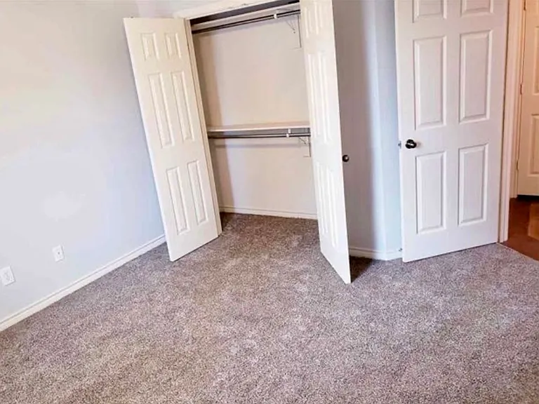 20441 Bluegrass Cir — Photo 7