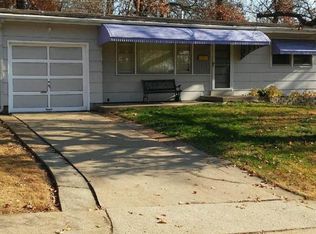 9014 Dever Dr, Saint Louis, MO 63136