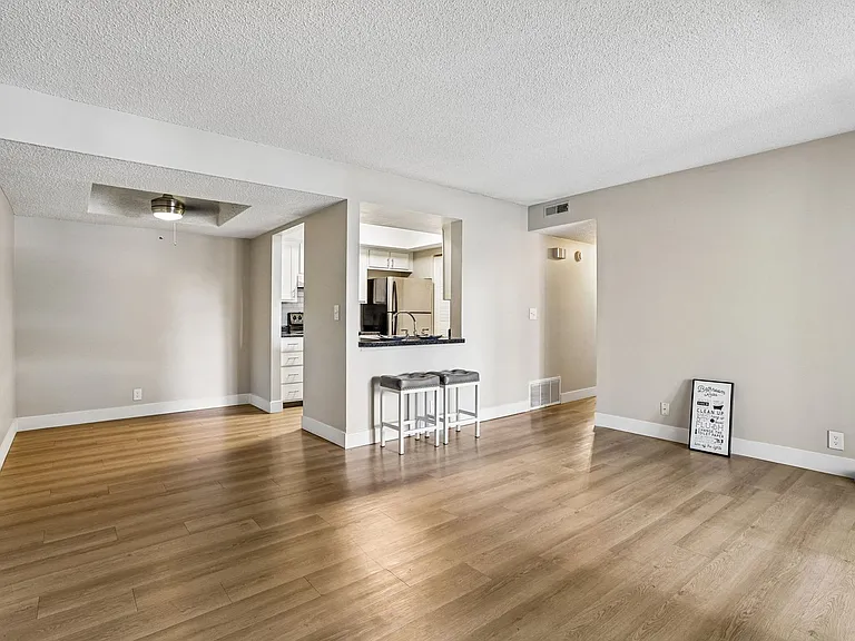 Brighton Place Apartments — Photo 57