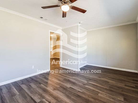 1197418_004_wm_-_living_room_13470206.jpg
