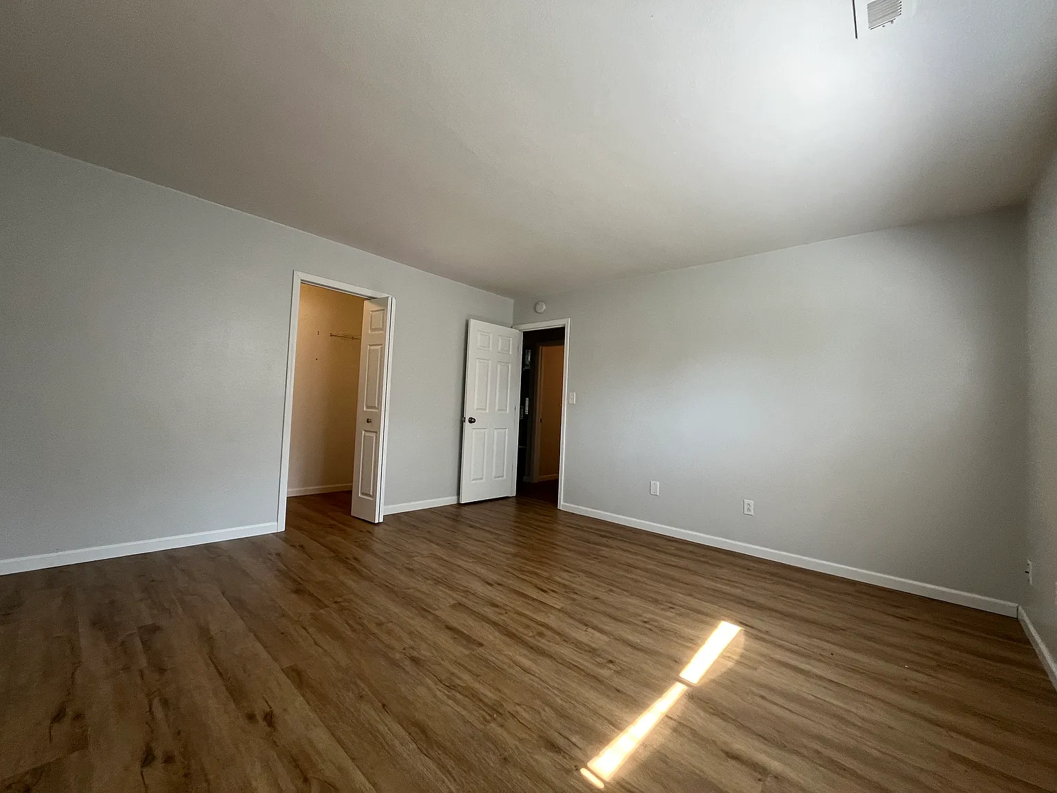 2 bed, 1116 sqft, $1,195 — Photo 4