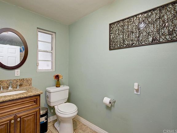 5th image of 14051 Fidler Ave