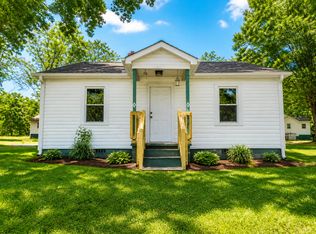 403 S Hampton St, Westminster, SC 29693