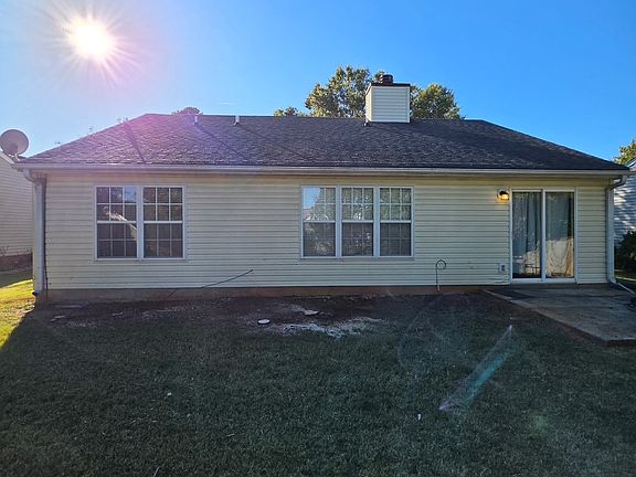 2nd image of 697 Thornbird Cir