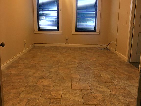 5th image of 601 N Alamo St #202