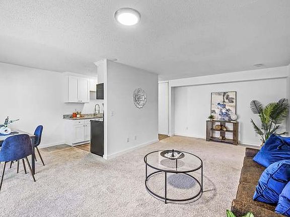 2nd image of 819 Smetana Rd APT 3