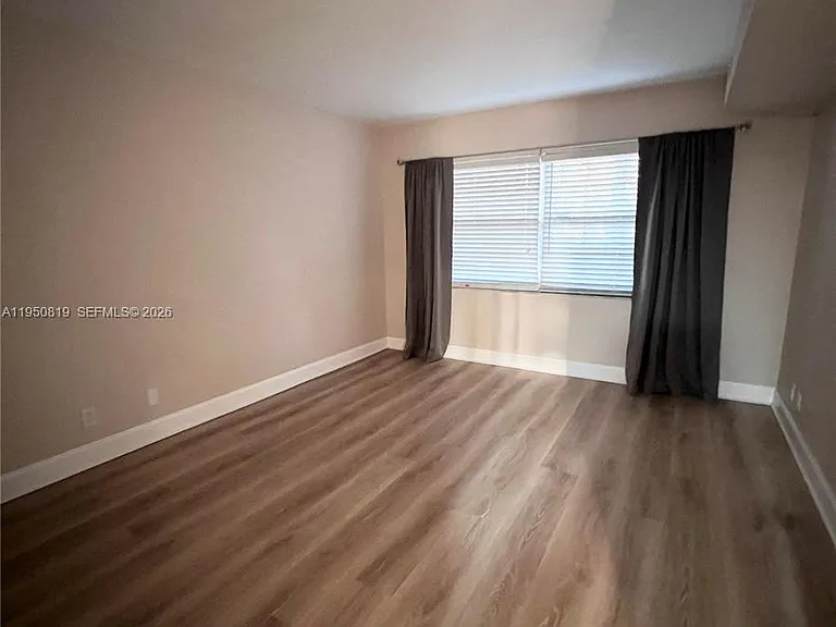 907 Cypress Ter #203 — Photo 18