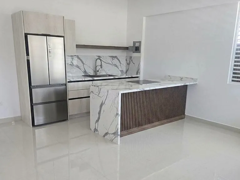 Farrar Urb Antonsanti #1506B — Photo 1
