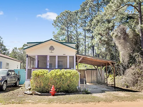 1449 Suncrest St Photo 1
