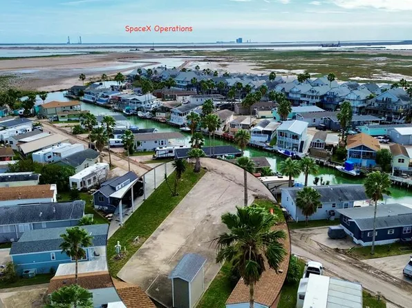 728 E Clam Cir, Port Isabel, TX 78578