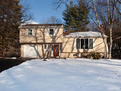 60 Ridgebrook Drive, West Hartford, CT, 06107