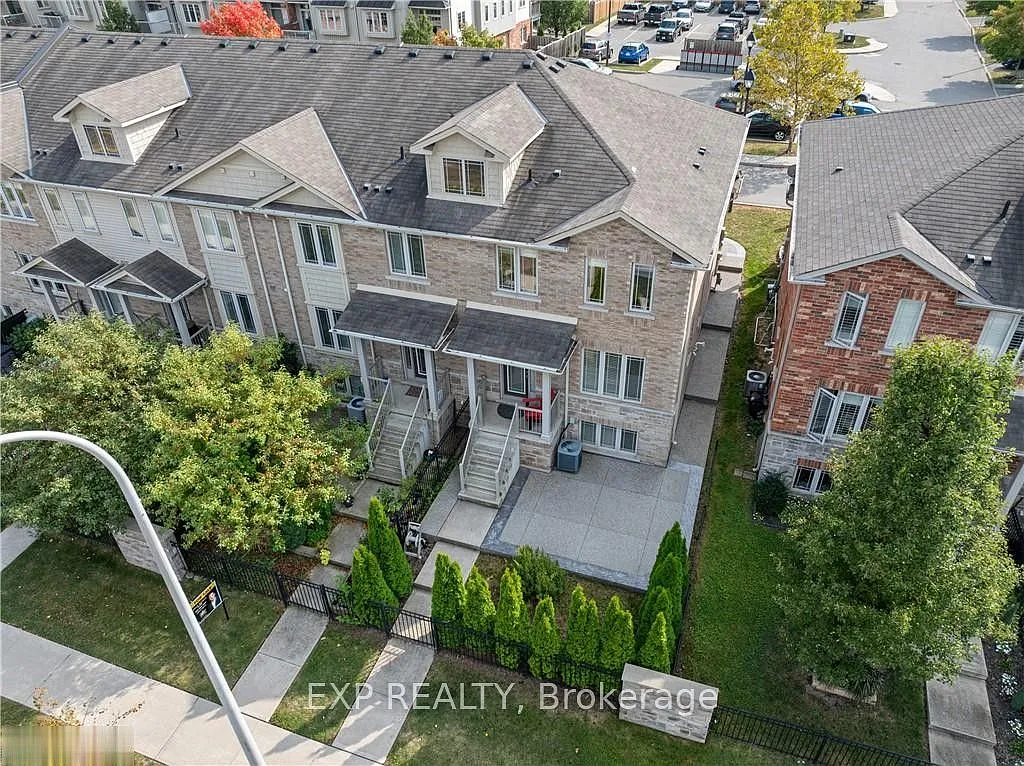 3 bed, $2,850 — Photo 2