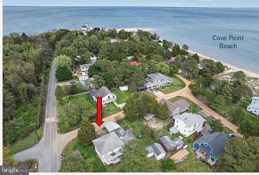 1st image of 11005 Poplar Dr