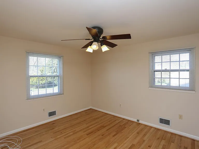 3229 Ramblewood Rd — Photo 11
