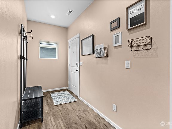 3rd image of 6436 Yorktown Place NE #25
