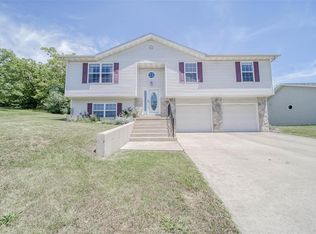 115 Fairburn Dr, Rolla, MO 65401