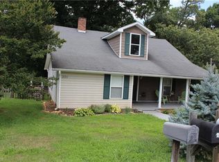 301 Butler St, Pilot Mountain, NC 27041