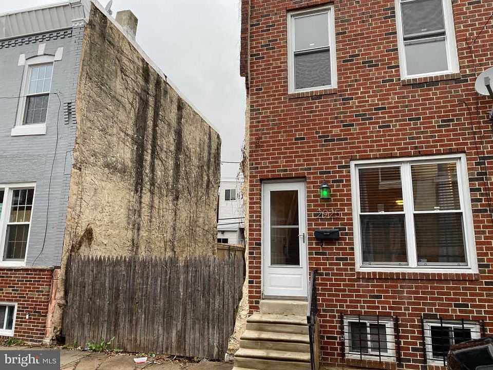 2nd image of 2927 Gerritt St