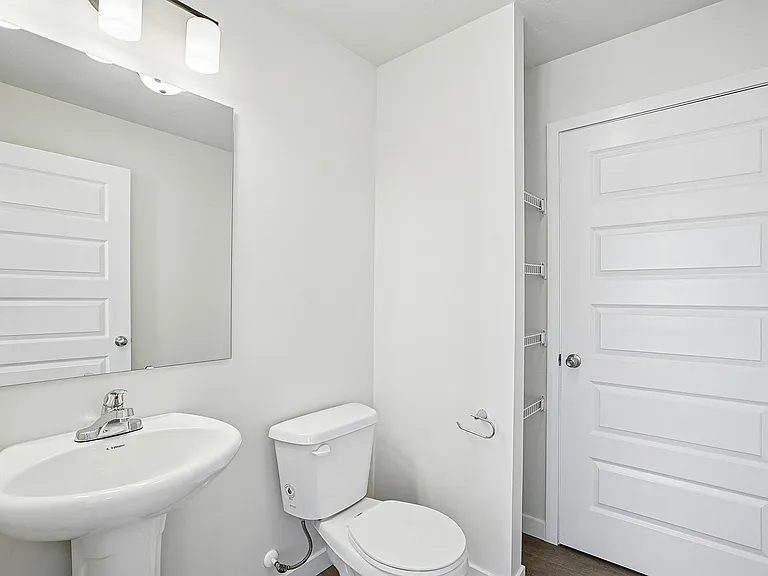Bright and modern bathroom