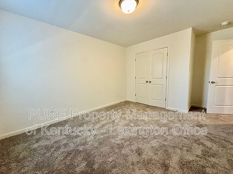 852 Halford Pl — Photo 28