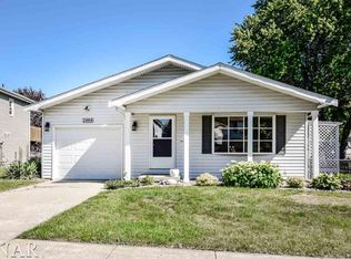 2404 Anchor Dr, Bloomington, IL 61704