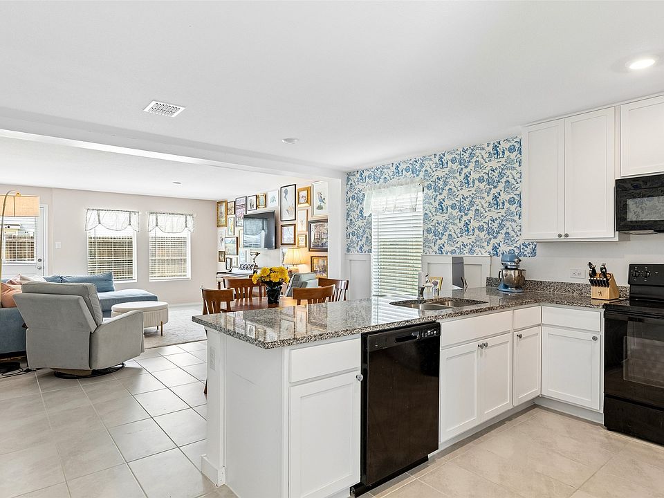 1st image of 228 Boxberry Way