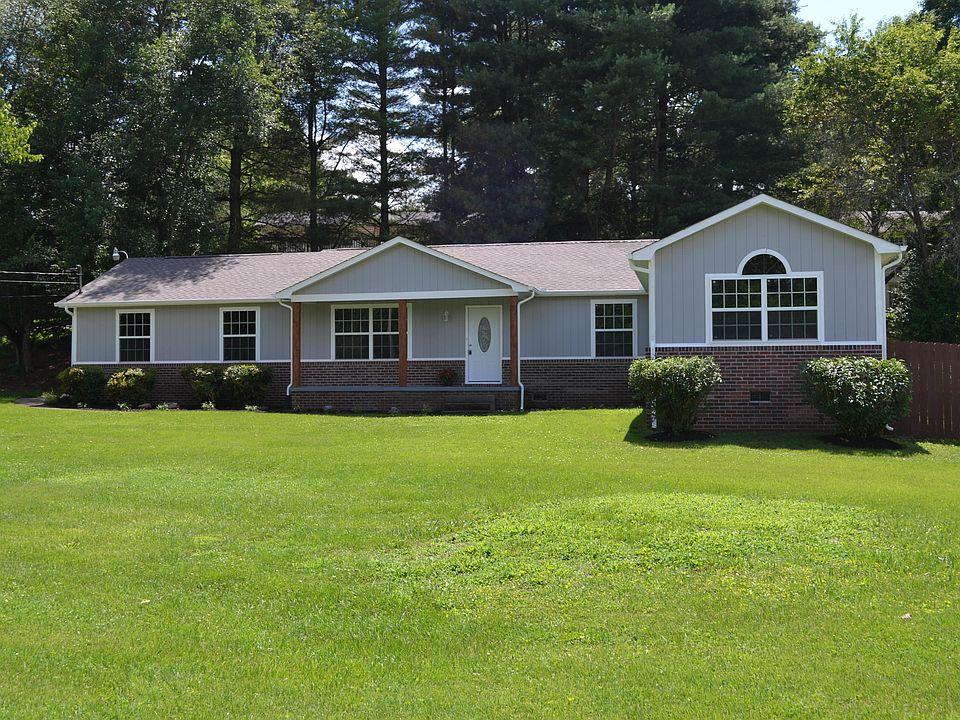 1st image of 7305 Brays Cir