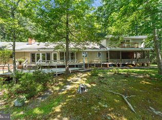 450 Holly Haven Rd, Weems, VA 22576