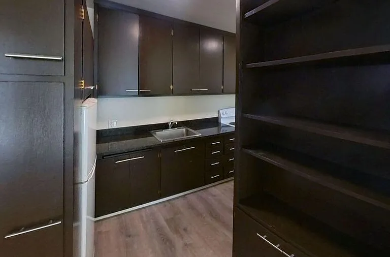 2255 Hearst — Photo 25