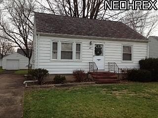 1st image of 360 Rockfern Ave