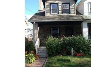 30 Meadowbrook Rd, Havertown, PA 19083