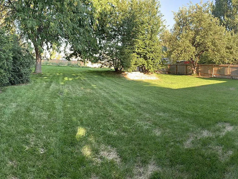 6900 S Ironwood Ave — Photo 3