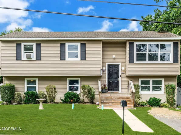 1201 Middlesex Street, Toms River, NJ 08757