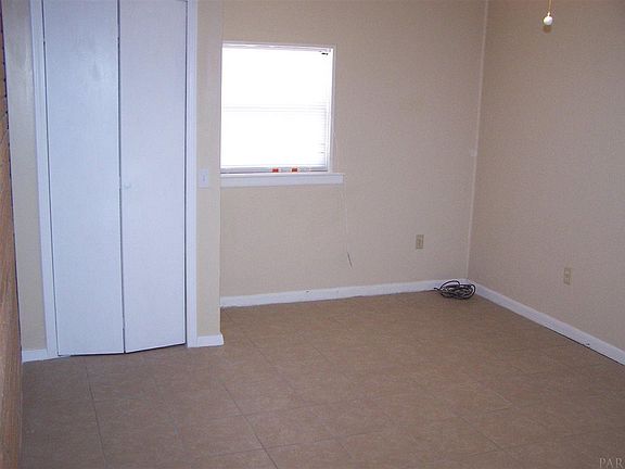 5th image of 2815 Nightingale St