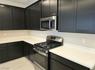 375 Powell Crest Dr, Henderson, NV 89015