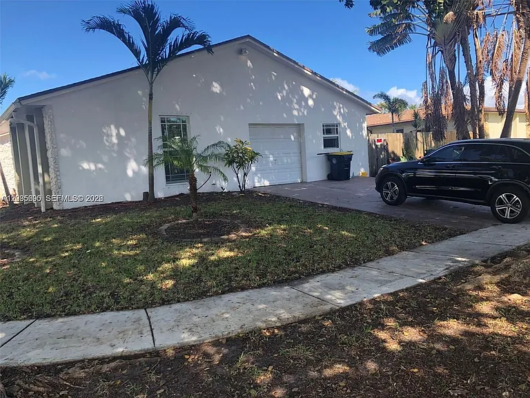 401 SE 5th St — Photo 8