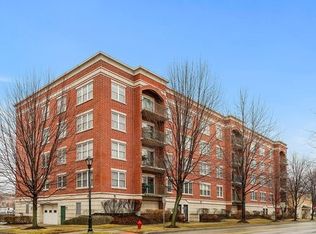 104 N Plum Grove Rd APT 404, Palatine, IL 60067