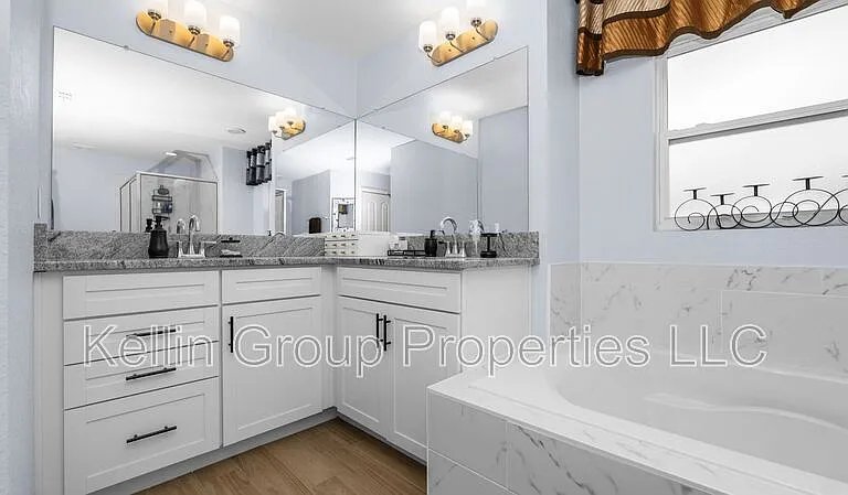4762 Drake Ave — Photo 32
