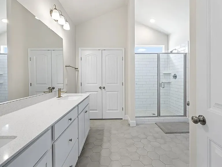 212 Thunder Forest Ln — Photo 13