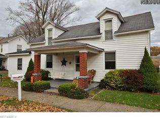 406 Chestnut St, Dresden, OH 43821