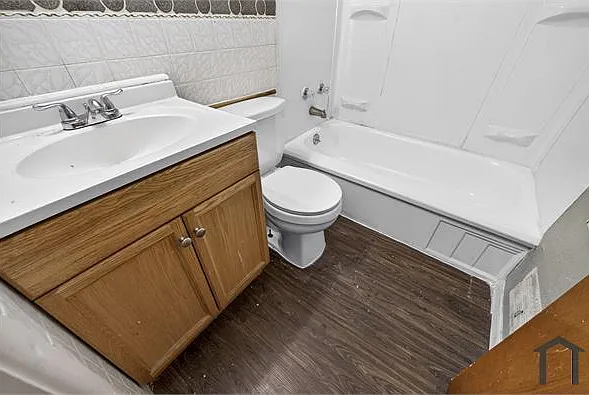 158 Monteith Cir — Photo 14