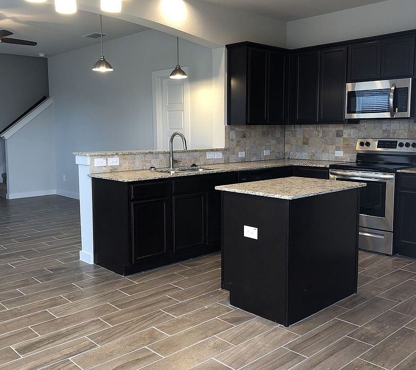 1st image of 1017 W Sierra Vista Ct