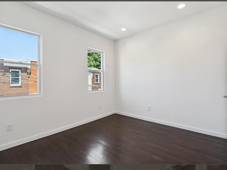 3149 Agate St — Photo 6