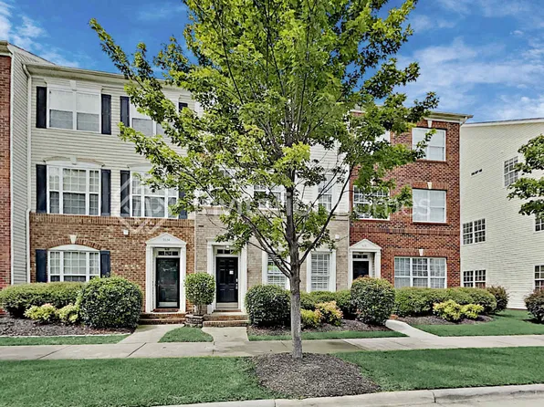9630 Kings Parade Blvd, Charlotte, NC 28273