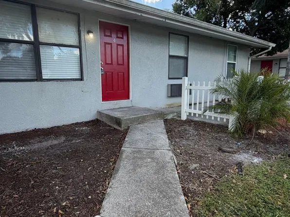Strawberry Place Apartments