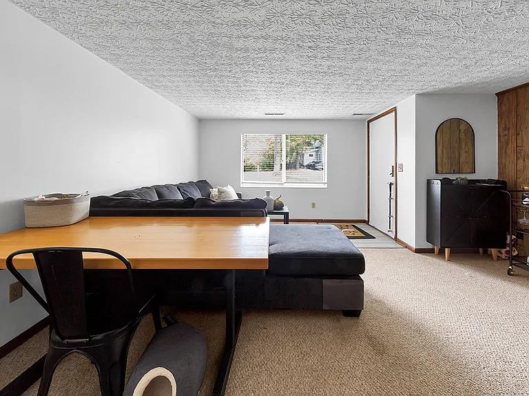 136 Ravenna St #138 — Photo 17