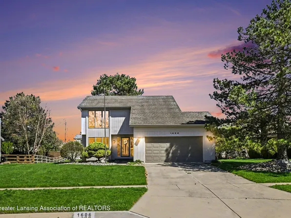 1606 Riley Ridge Dr, Lansing, MI 48917